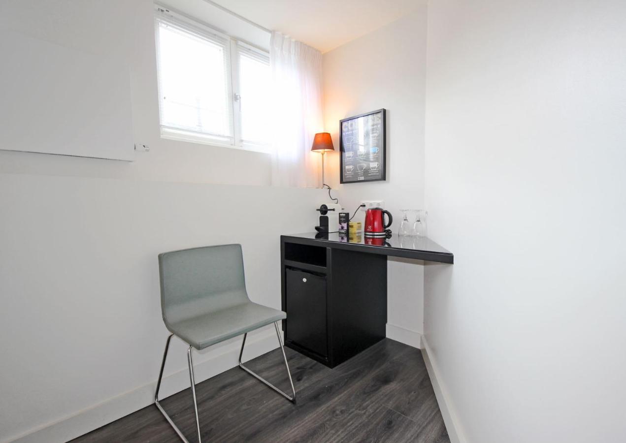 Guesthouse Prinsencanal 1 Amsterdam Oda fotoğraf